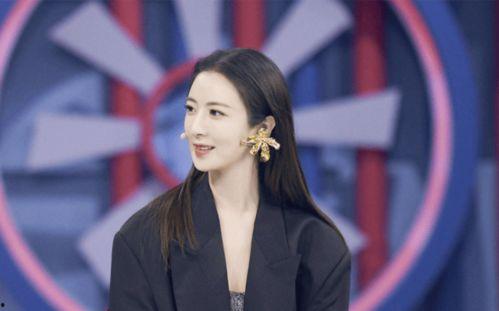 朝阳天空成惊艳 暗黑爆料最新视频更新 明星黑料真实事件,明星真实事件揭秘，朝阳天空下的惊艳真相